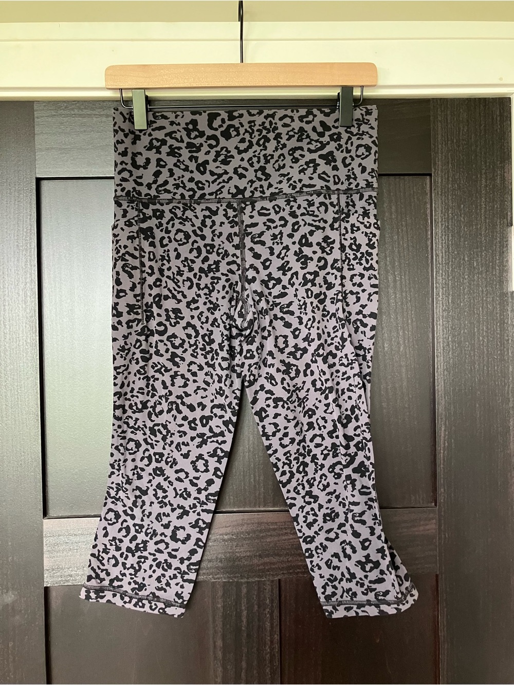 Athleta Salutation Capri Leggings- Leopard Print